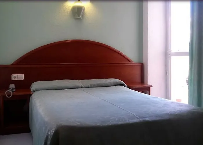 瑞陶特酒店 3* 埃尔阿雷纳尔