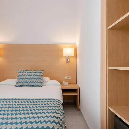 Riutort Hotel 3*