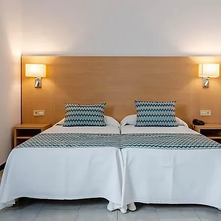 Riutort Hotel 3*