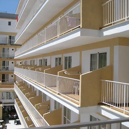 Riutort Hotel 3*